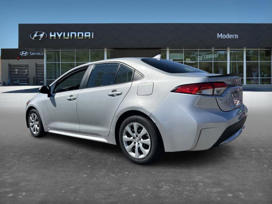 2022 Toyota Corolla LE photo 4