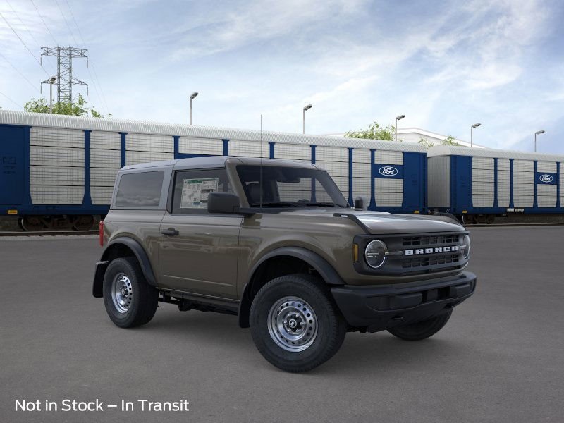 2025 Ford Bronco Base photo 5