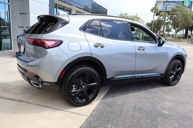 2025 Buick Envision Sport Touring photo 7
