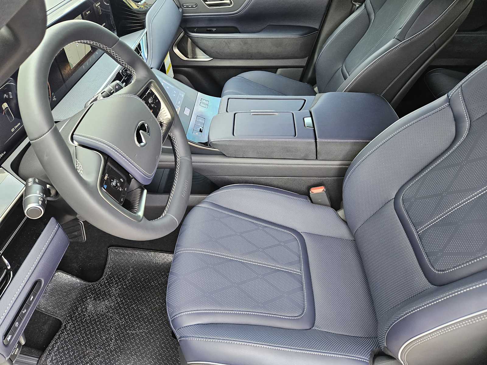 2026 INFINITI QX80 Sport - Photo 8