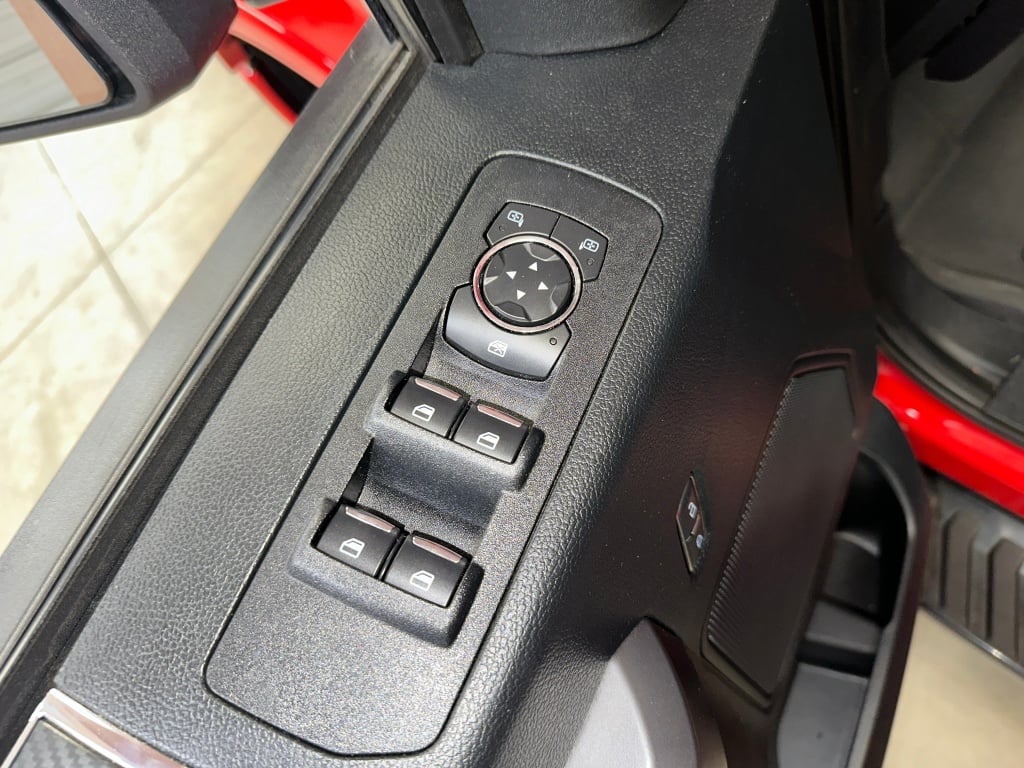 2019 Ford F-150 XLT photo 4