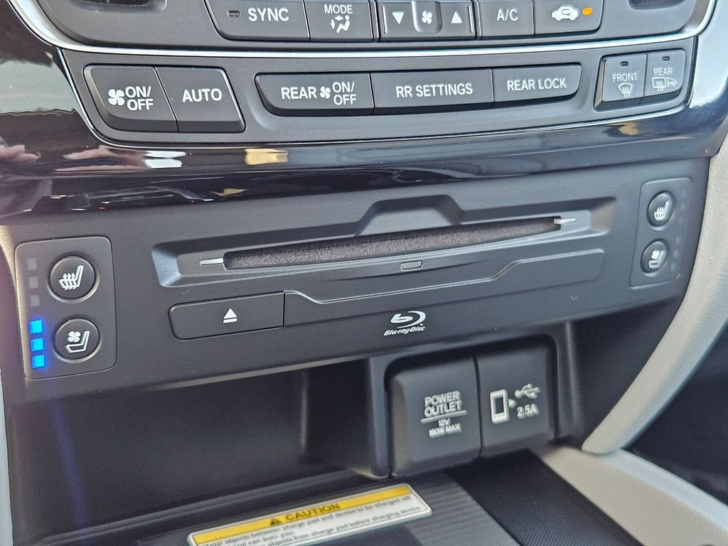 2021 Honda Pilot Elite photo 22