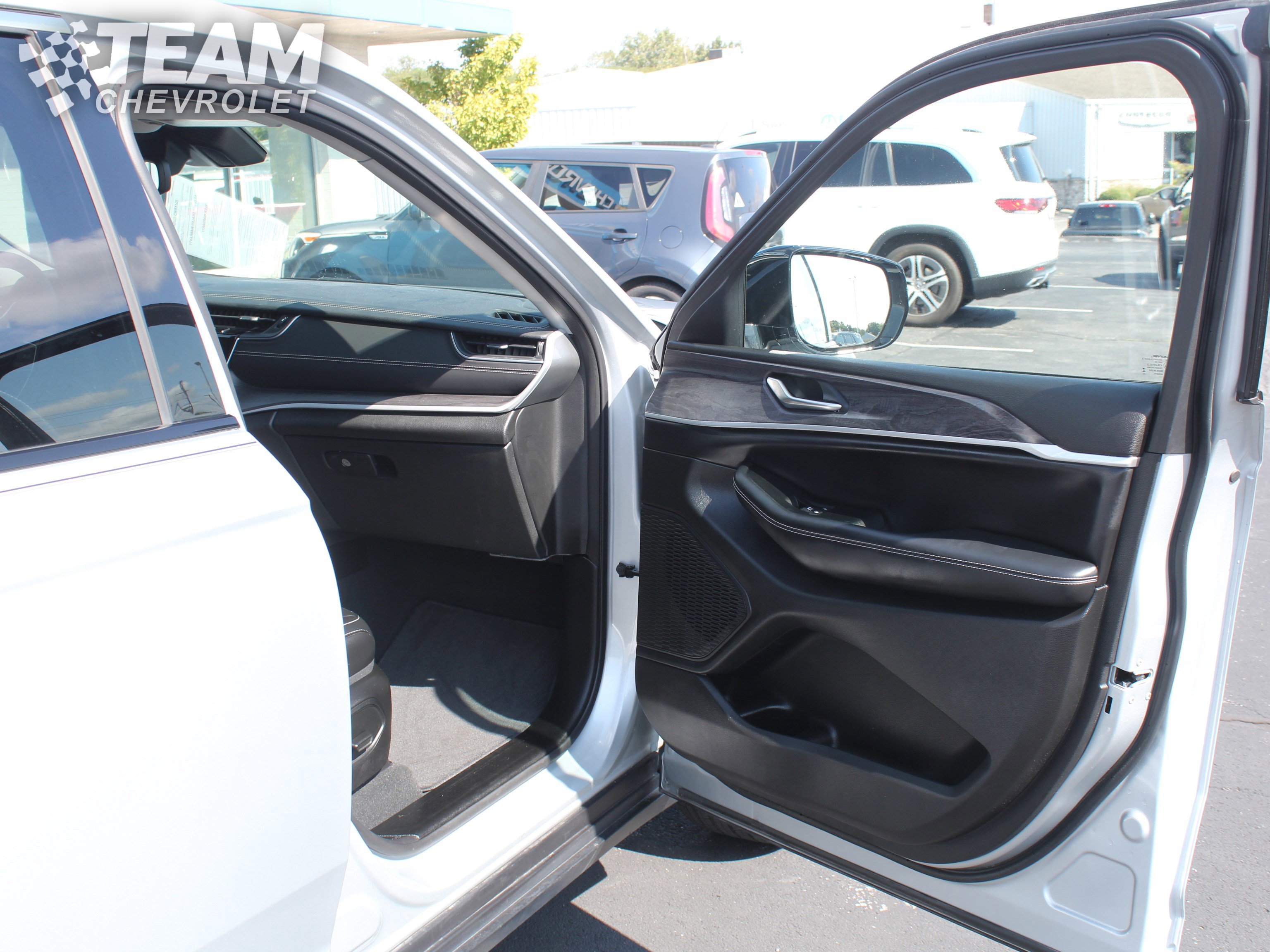 2023 Jeep Grand Cherokee Limited photo 24