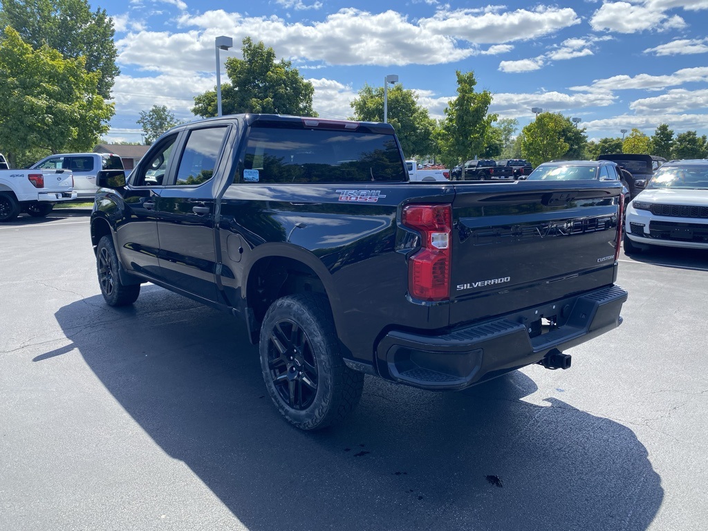 2023 Chevrolet Silverado 1500 Custom Trail Boss photo 8