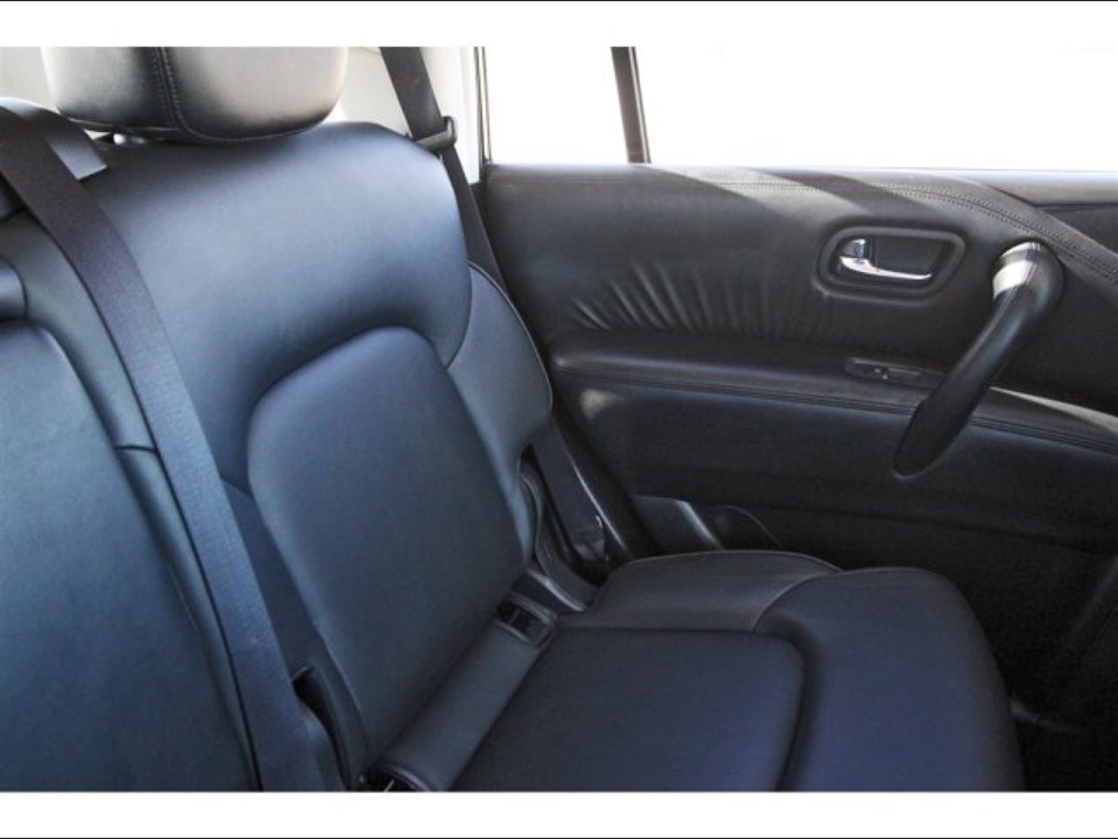 2024 Nissan Armada SV Black at Robbins Nissan