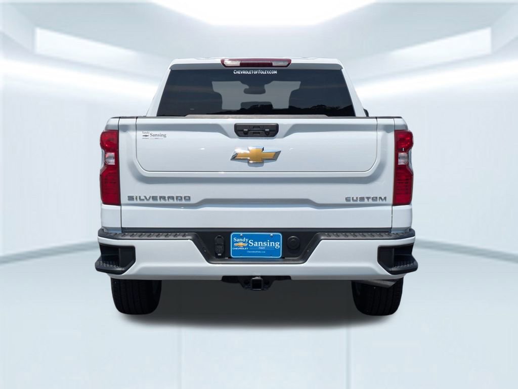 2025 Chevrolet Silverado 1500 Custom photo 4