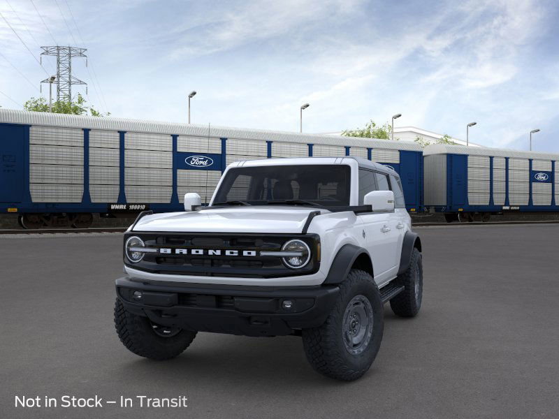 2024 Ford Bronco Outer Banks photo 2