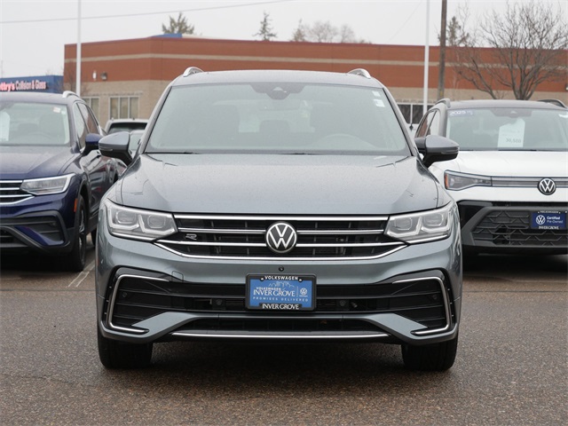 Used 2022 Volkswagen Tiguan SEL R-LINE with VIN 3VV4B7AX2NM022717 for sale in Inver Grove Heights, Minnesota