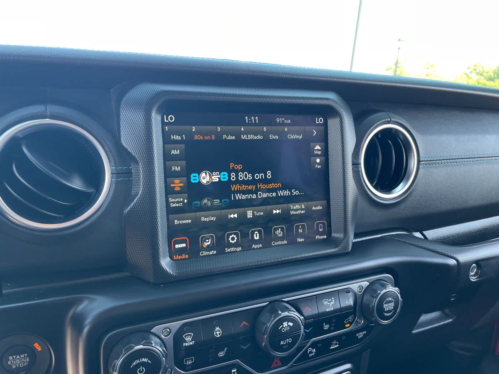 2022 Jeep Wrangler 4xe Unlimited Rubicon photo 23