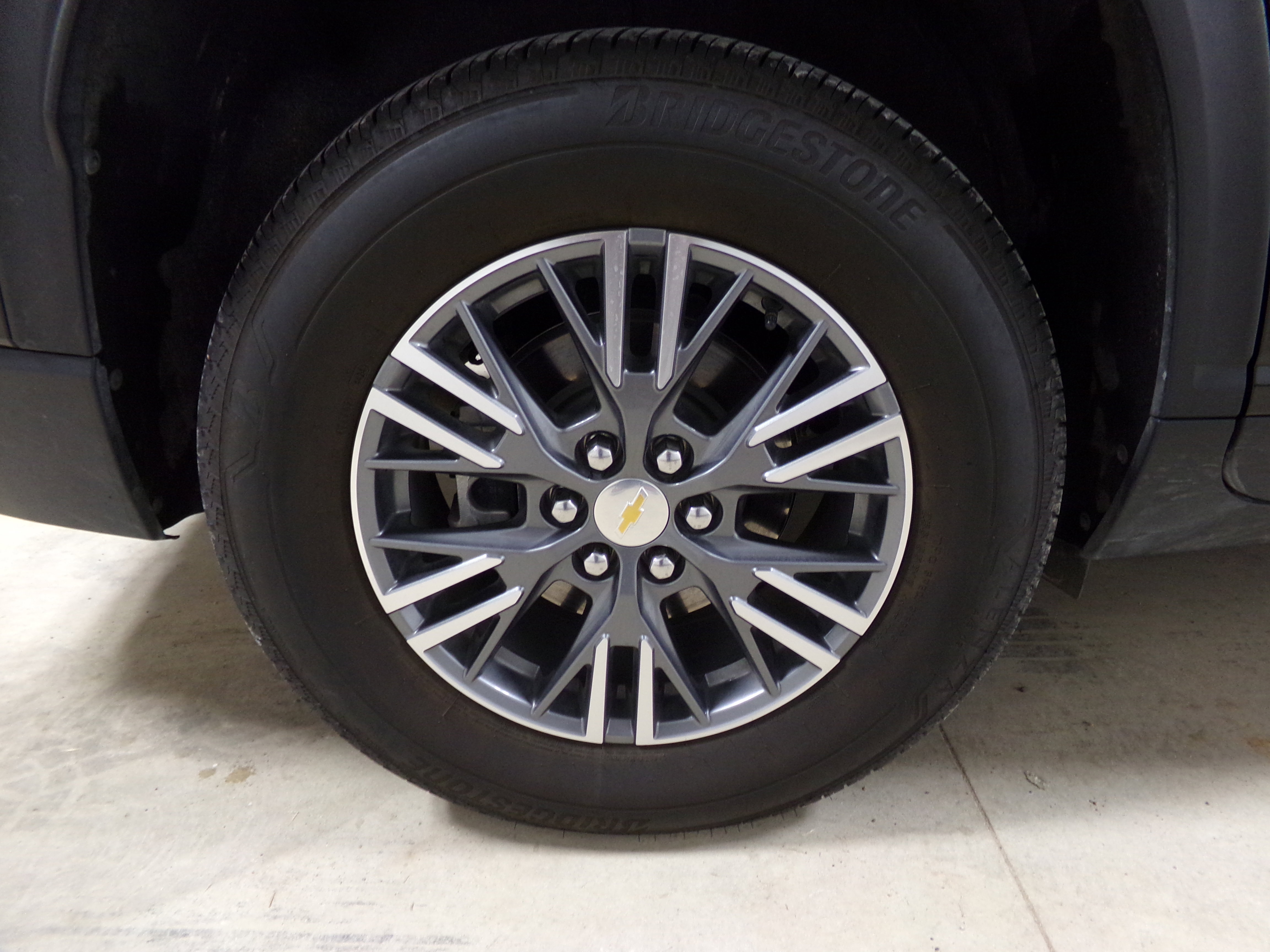 2025 Chevrolet Traverse photo 18