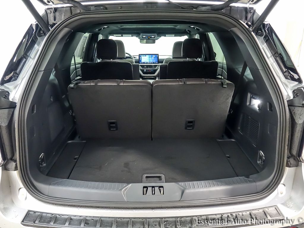 2025 FORD EXPLORER - Image 24