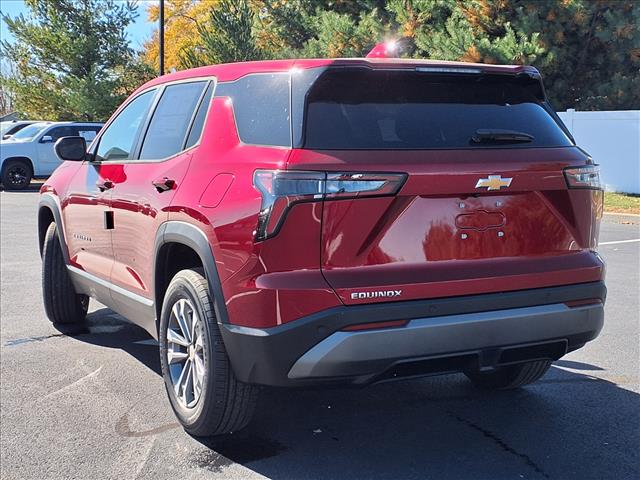 2026 Chevrolet Equinox LT photo 2
