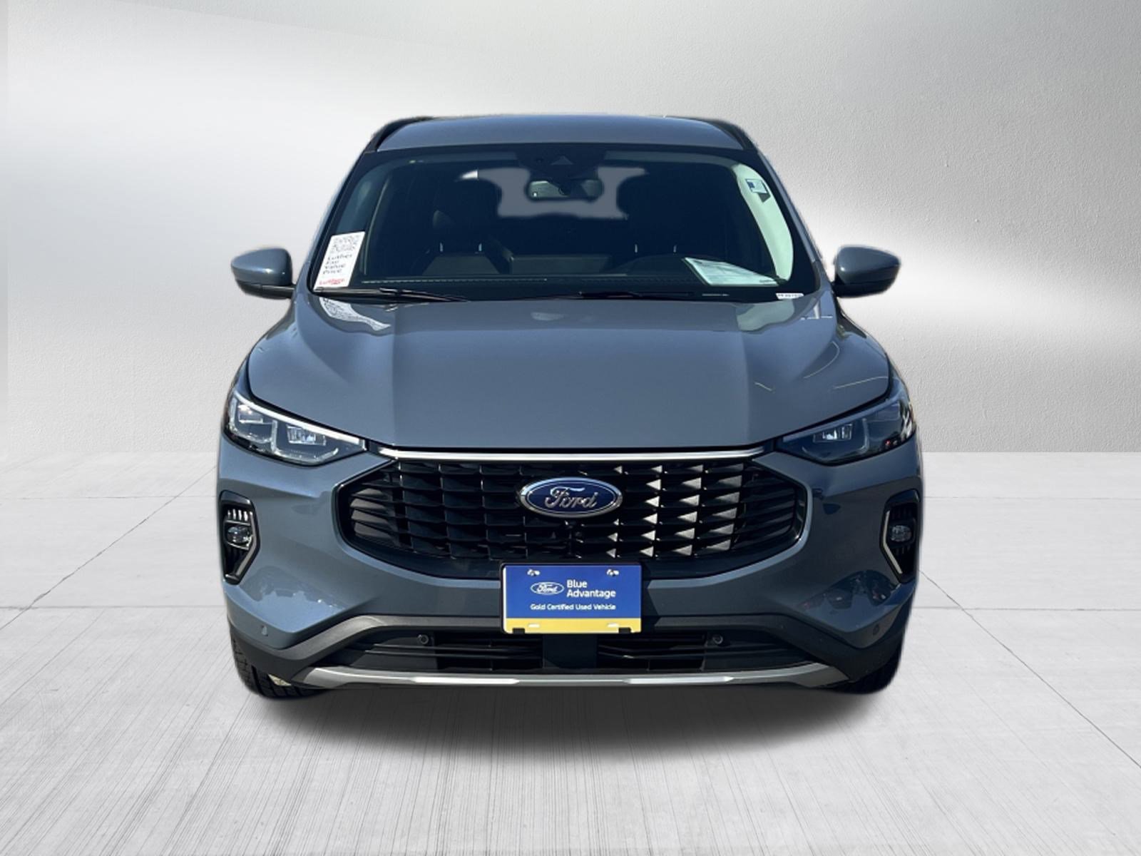 2023 Ford Escape Platinum photo 2