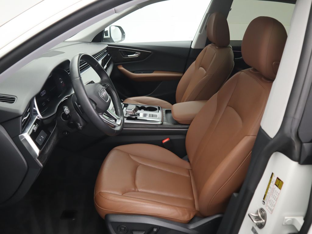 2022 Audi Q8 55 Premium Plus photo 20