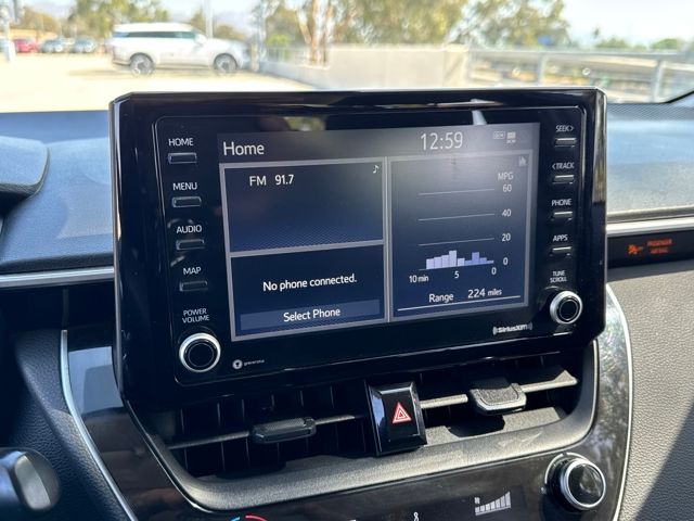 2022 Toyota Corolla LE photo 9