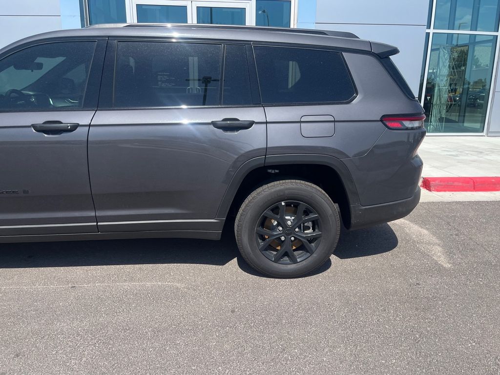 2025 Jeep Grand Cherokee Altitude X photo 7