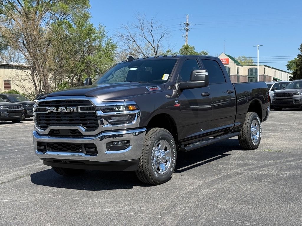 2025 Ram 2500 Tradesman photo 2