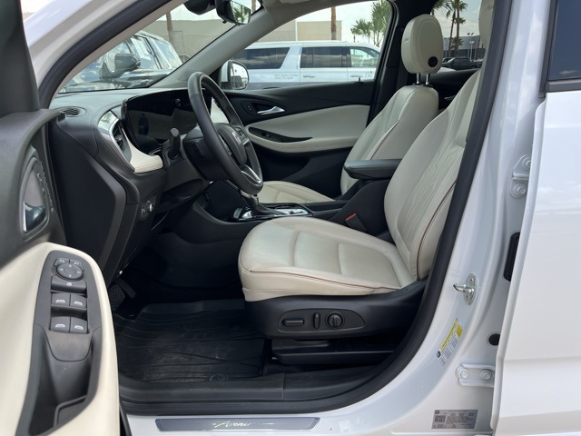 2024 Buick Encore GX Avenir photo 28