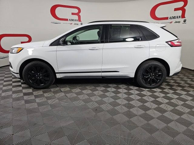 2024 Ford Edge SE photo 4