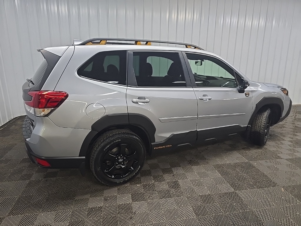 2022 Subaru Forester Wilderness photo 3