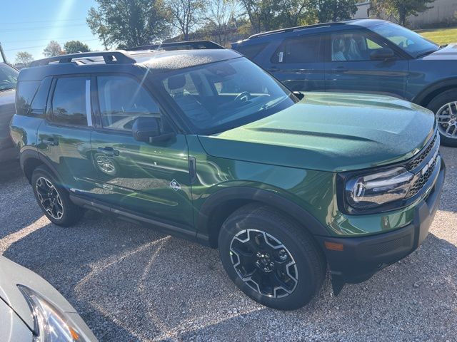 2025 Ford Bronco Sport Outer Banks photo 3