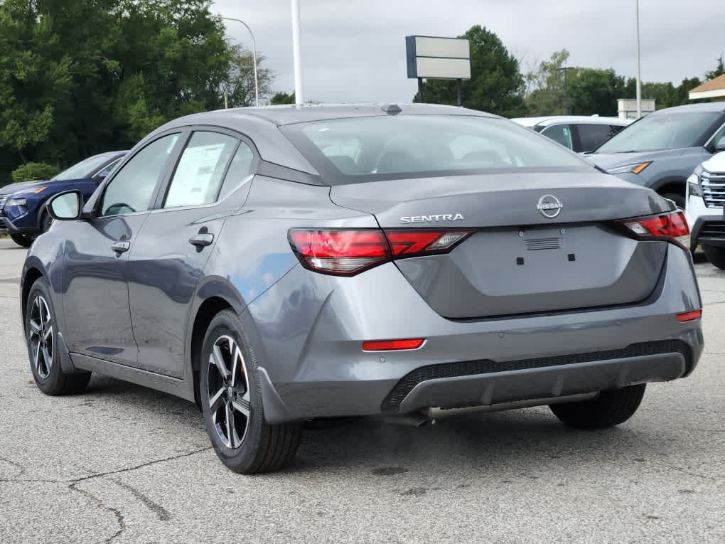 2025 Nissan Sentra SV photo 4