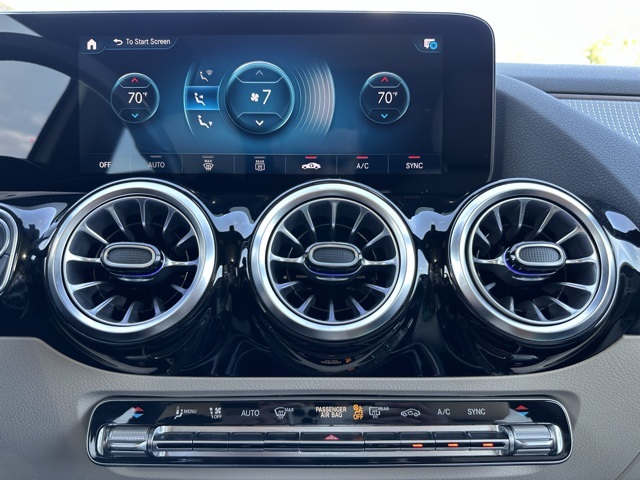 2022 Mercedes Benz GLA 250 4MATIC photo 14