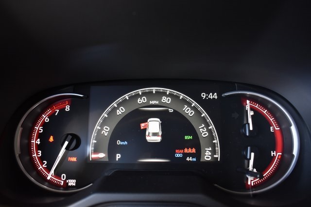 2025 Toyota RAV4 LE photo 23