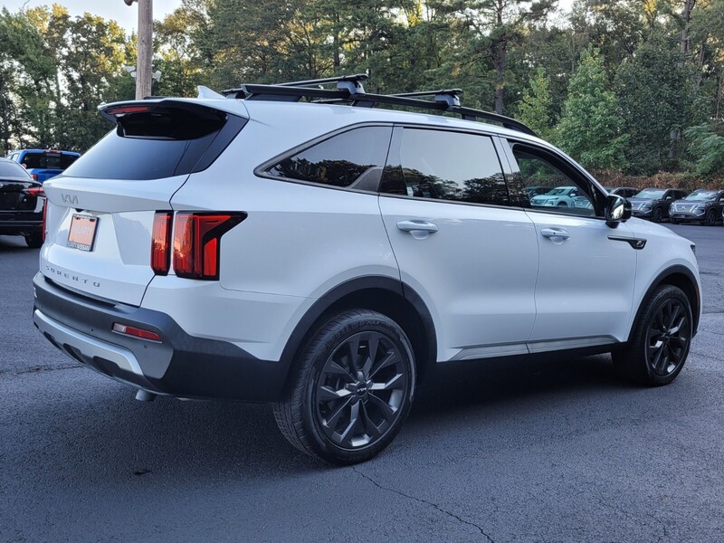 2022 Kia Sorento X-Line SX Prestige photo 3