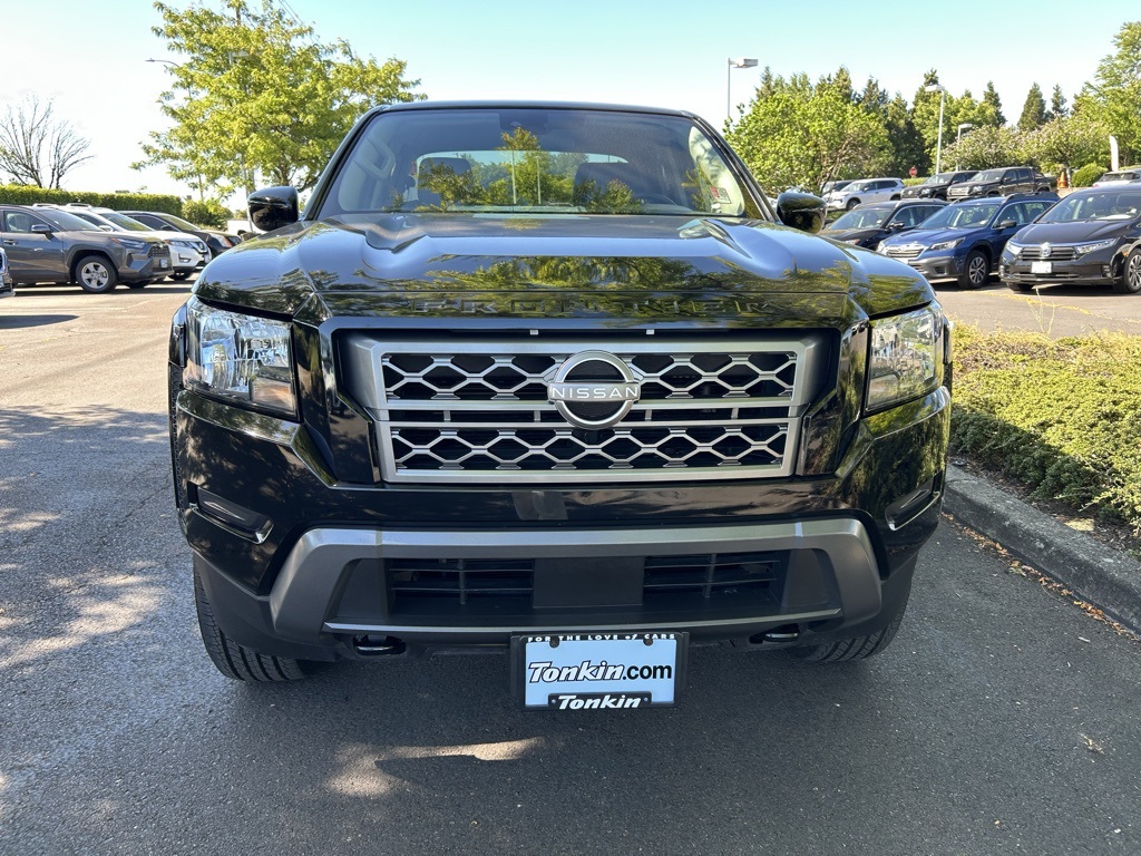 2023 Nissan Frontier SV photo 2