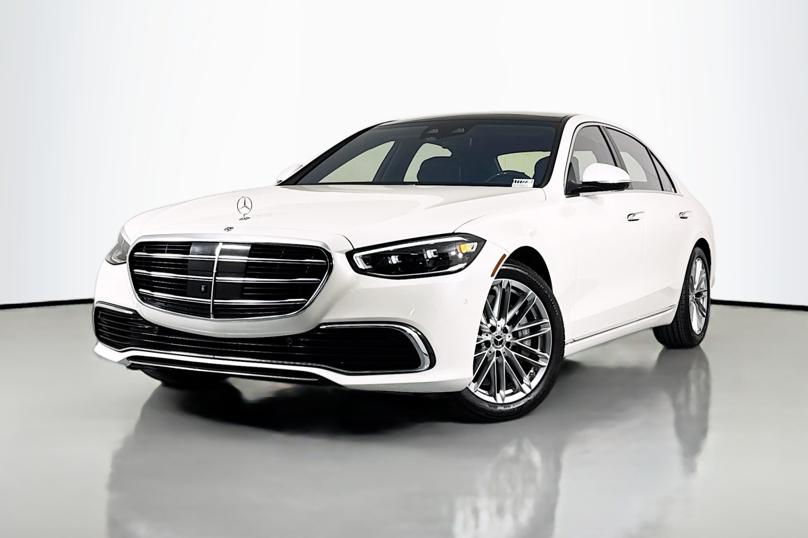 2021 Mercedes-Benz S-Class S580's photo