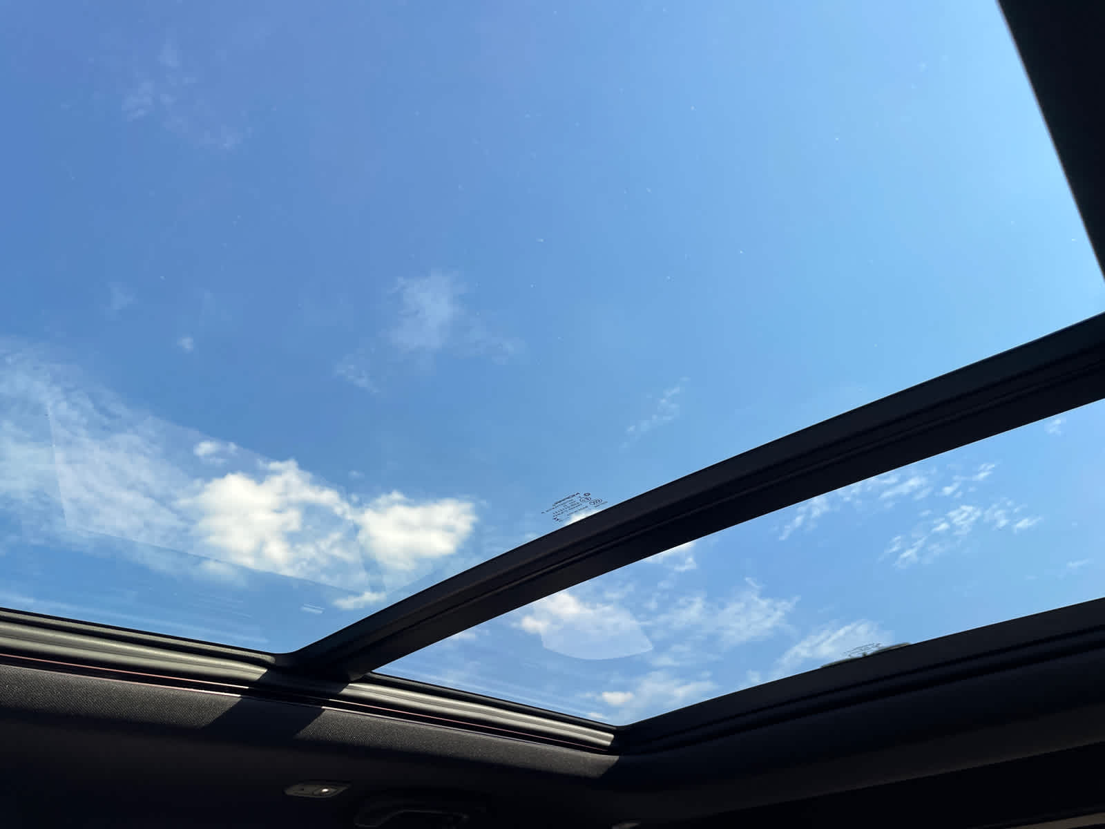 2023 Jeep Cherokee Overland 4xe photo 25