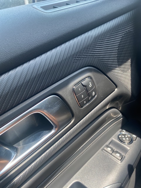 2025 Ford Mustang GT Premium photo 12