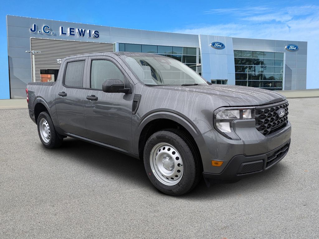 2025 Ford Maverick XL's photo