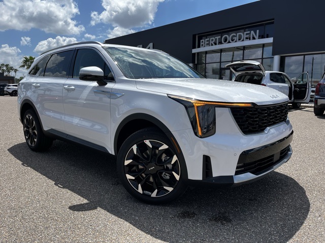 2026 Kia Sorento EX's photo