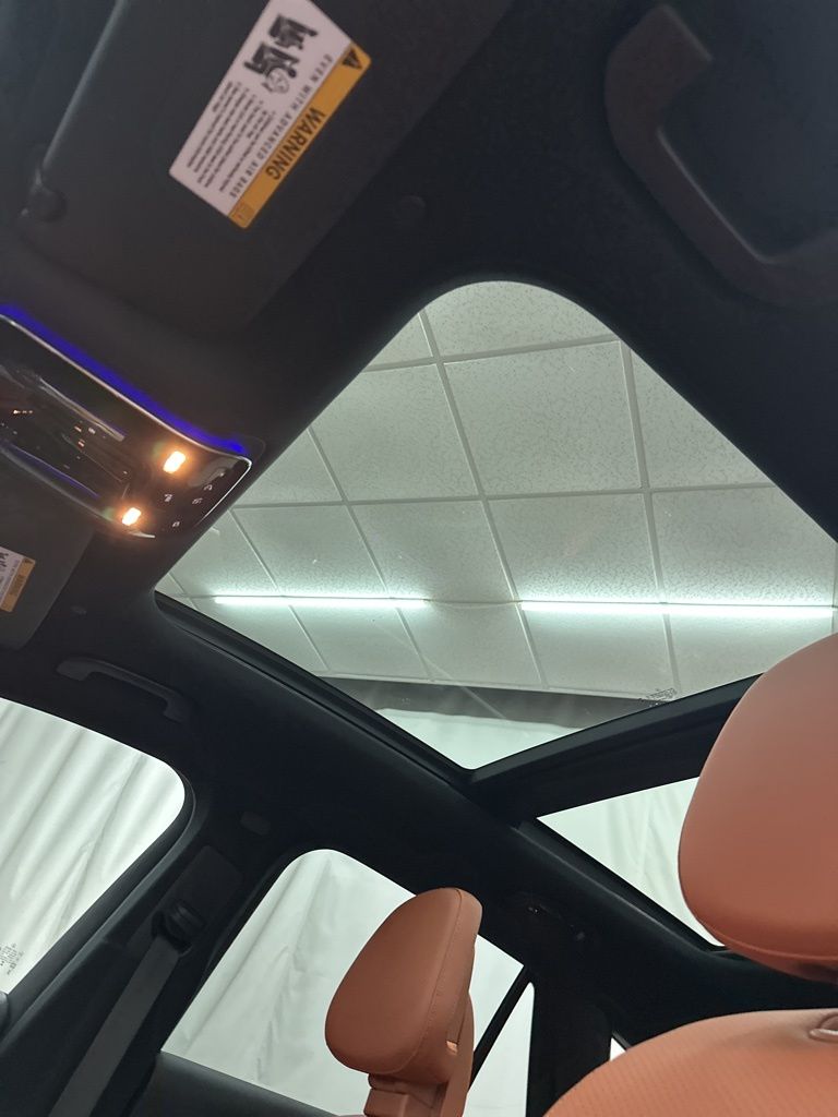 2026 Mercedes Benz GLC 300 photo 18