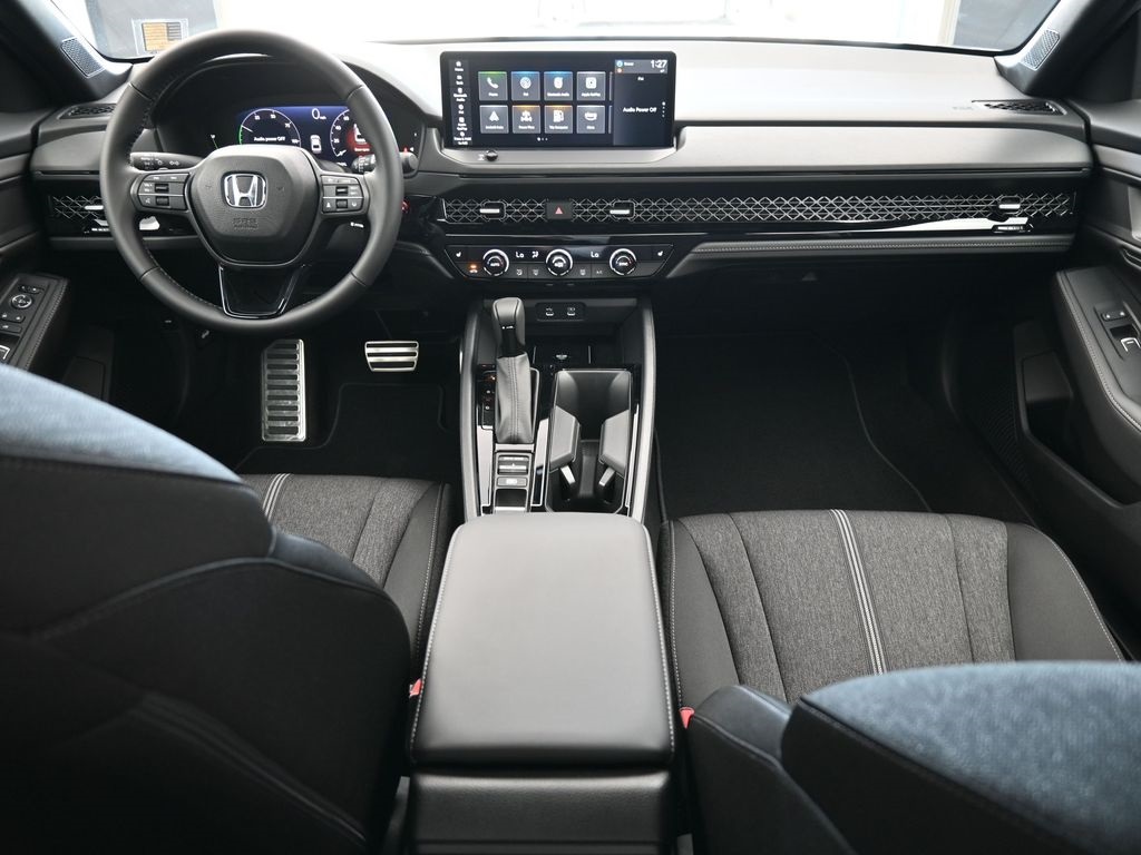 2025 Honda Accord Hybrid Sport photo 36