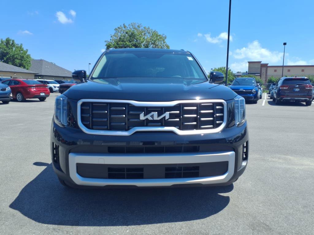2025 Kia Telluride S photo 9