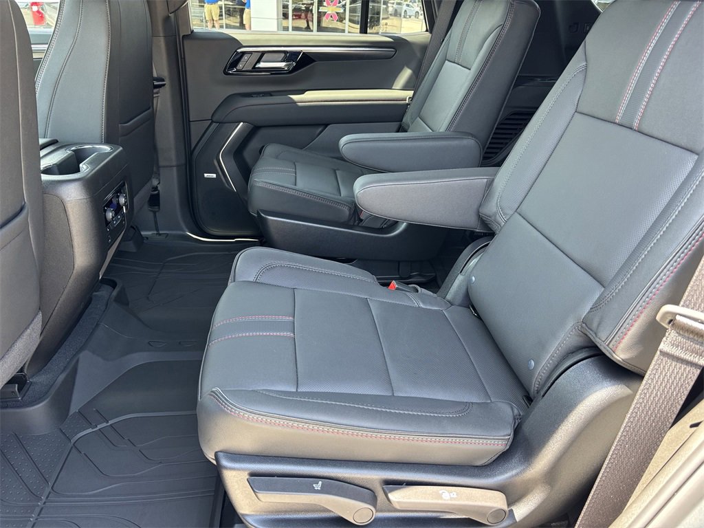2025 Chevrolet Tahoe RST photo 13
