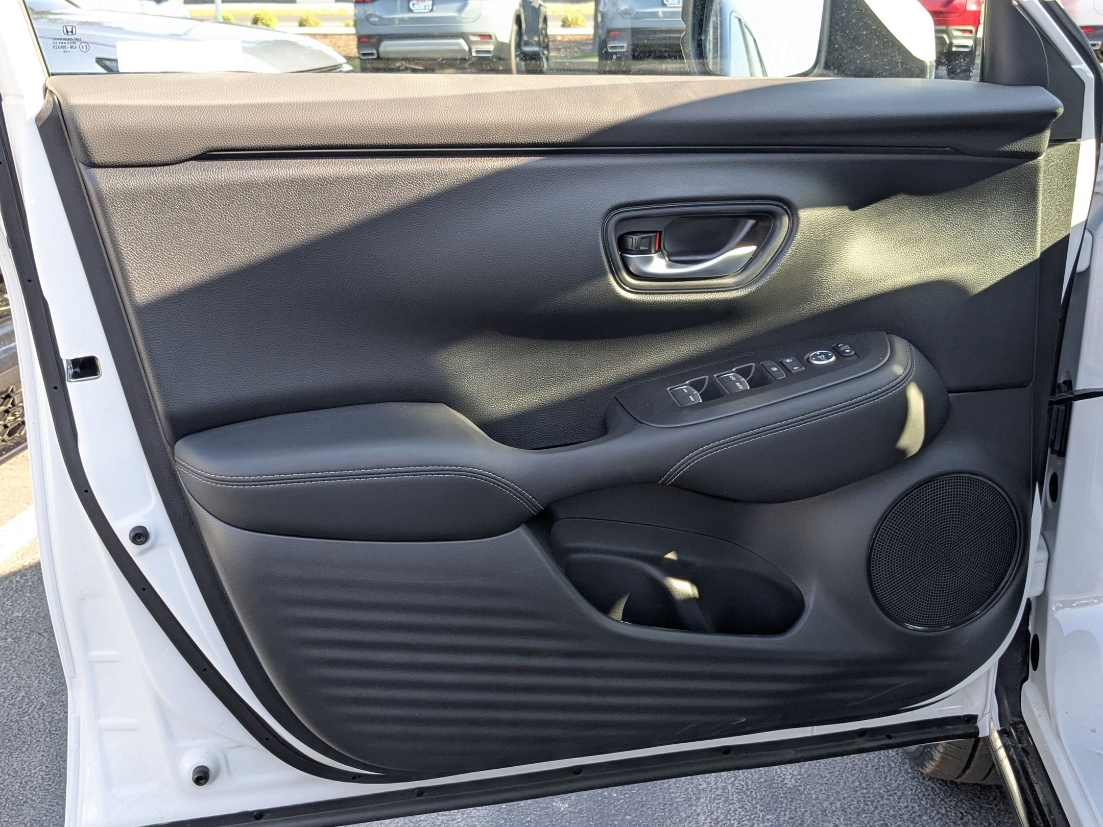 2026 Honda HR-V EX-L photo 7