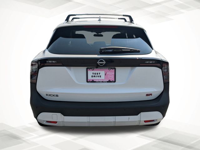 2025 Nissan Kicks SR photo 3