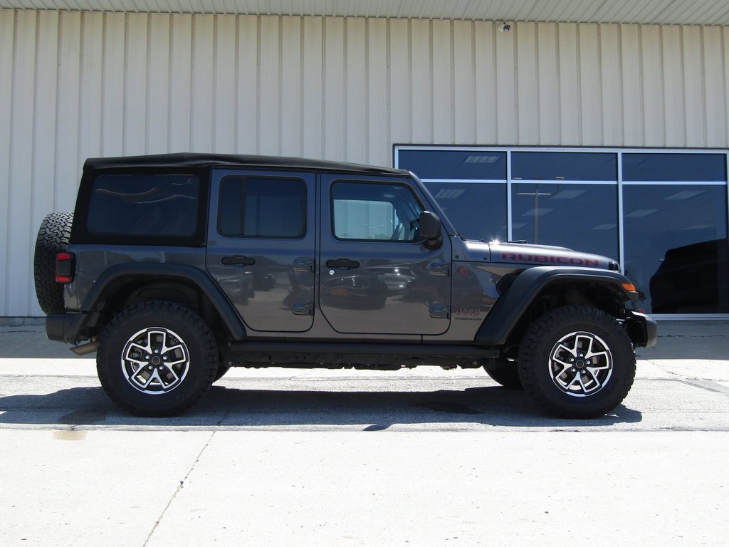 2024 Jeep Wrangler Rubicon photo 2