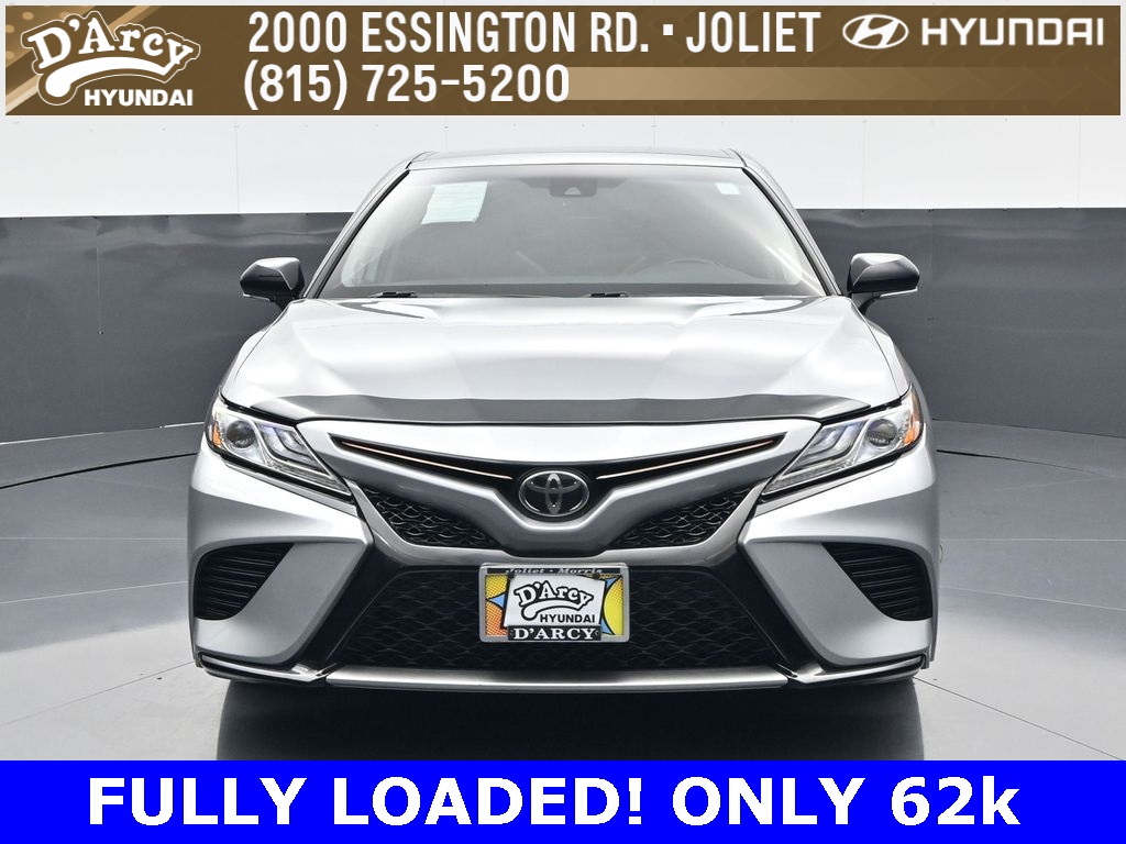 2019 Toyota Camry XSE photo 2