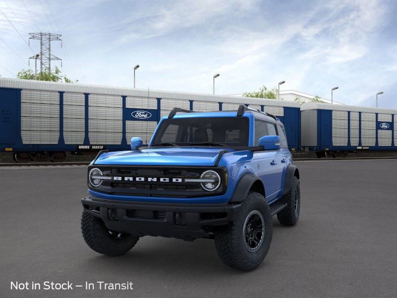 2024 Ford Bronco Outer Banks photo 2