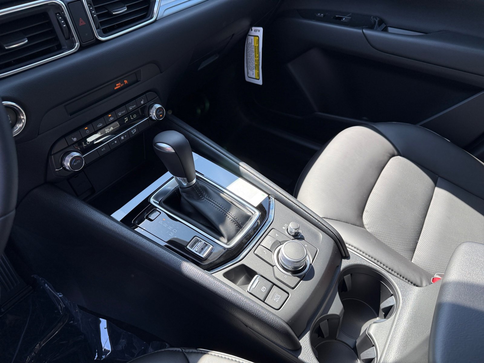 2025 Mazda CX-5 2.5 Select photo 13