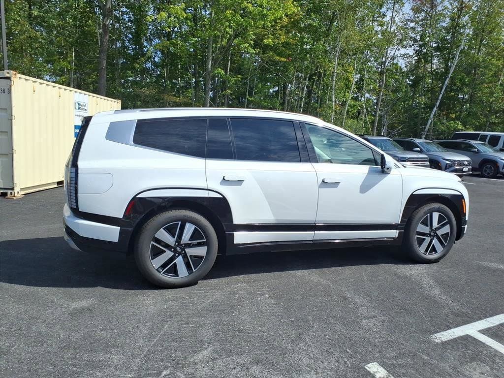 2026 Hyundai Ioniq SEL photo 4