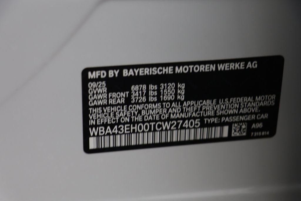 2026 Bmw 750e photo 24