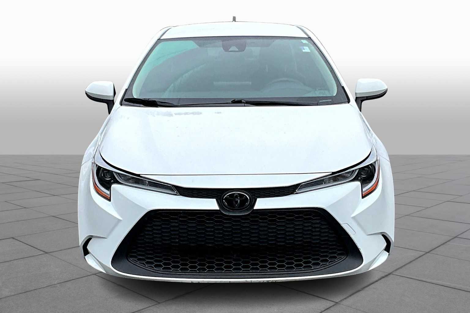 2021 Toyota Corolla L photo 3