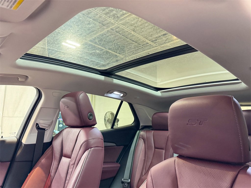 2025 Buick Envision Sport Touring photo 39
