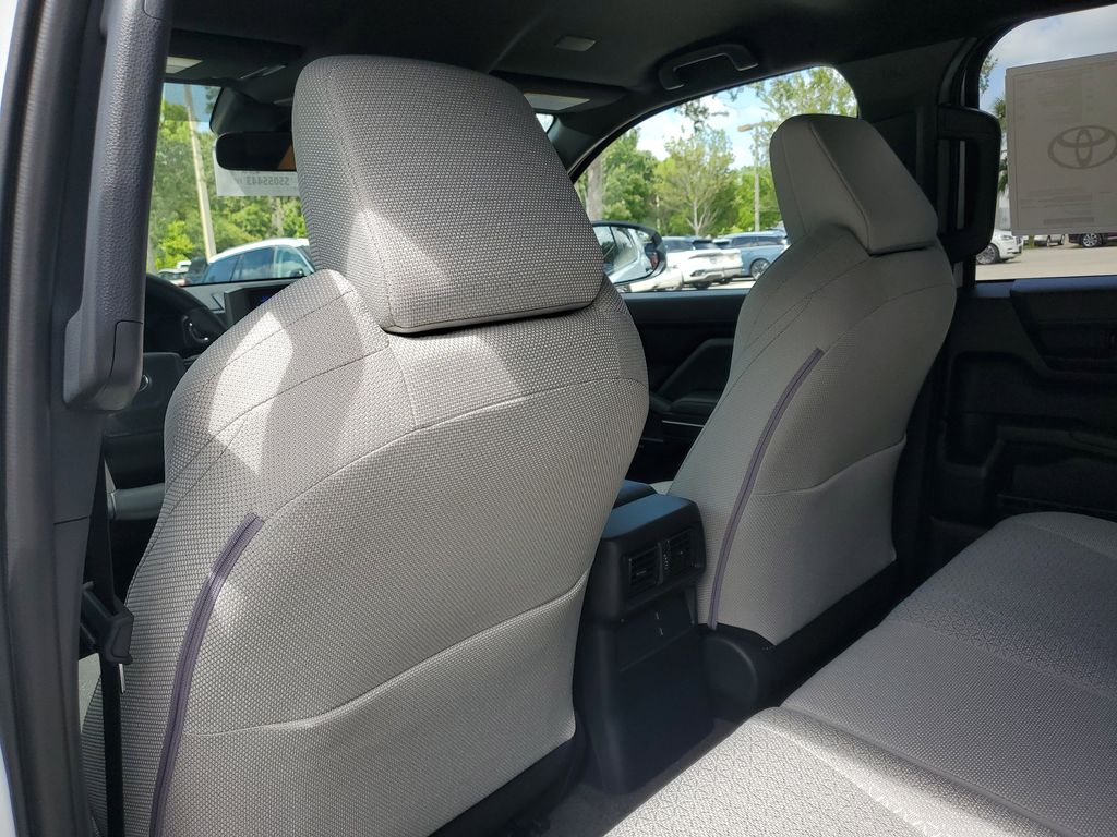 2025 Toyota 4Runner SR5 photo 14